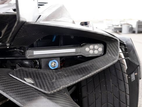 Used 2023 Lamborghini Huracan EVO RWD image 14