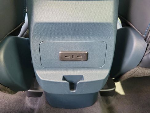 New 2026 Ford Maverick Lobo image 9