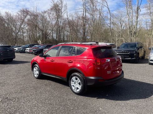 Used 2013 Toyota RAV4 LE AWD/4WD image 8