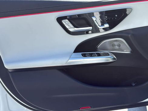 New 2026 Mercedes-Benz E 53 AMG e 4MATIC Sedan image 15