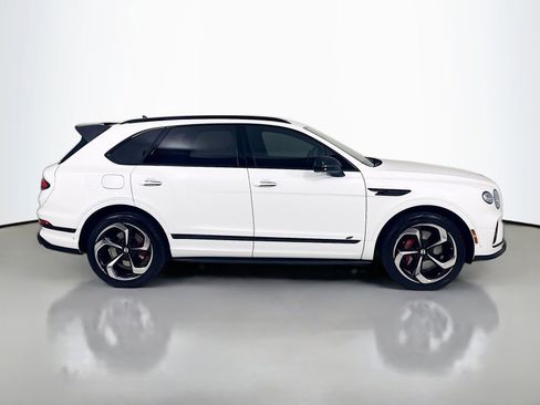Certified 2023 Bentley Bentayga AWD/4WD image 9