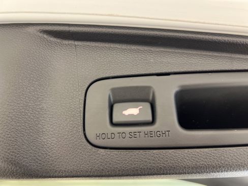 Used 2022 Honda CR-V EX-L image 32