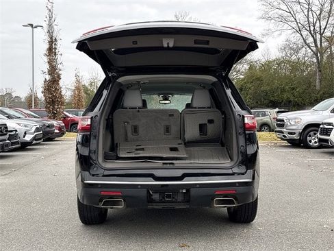 Used 2020 Chevrolet Traverse Premier w/ LPO, Floor Liner Package image 16