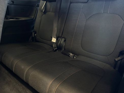 Certified 2025 Honda Pilot Sport image 15