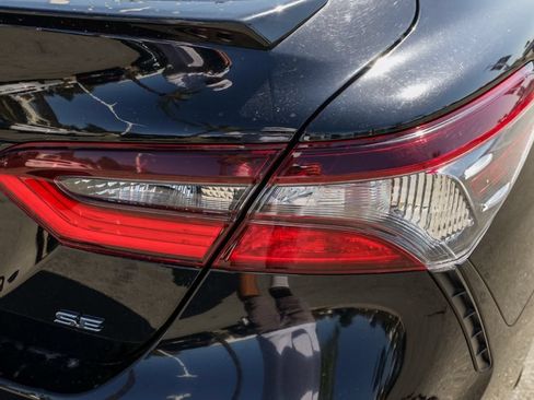 Used 2024 Toyota Camry SE FWD image 13