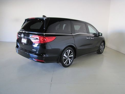 Used 2023 Honda Odyssey Touring image 23