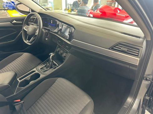 Used 2024 Volkswagen Jetta S image 31