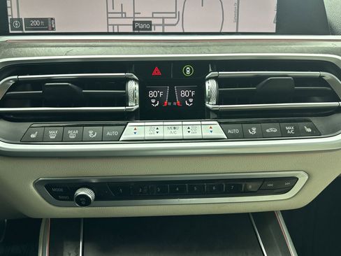 Used 2021 BMW X5 xDrive40i w/ M Sport Package image 25