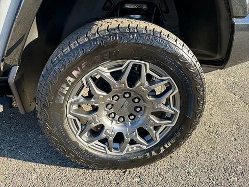 New 2025 GMC Hummer EV 3X image 21