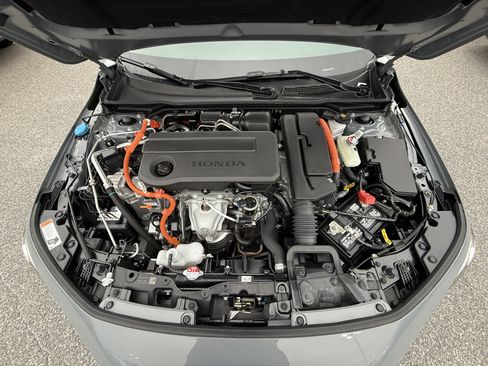 Used 2025 Honda Civic FWD Hybrid Sedan image 35