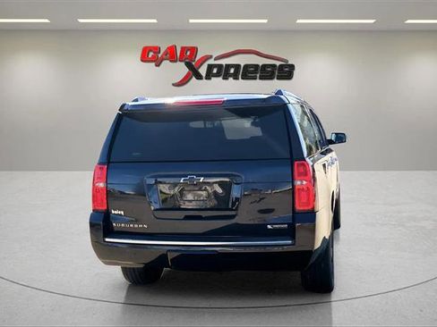 Used 2017 Chevrolet Suburban Premier image 8