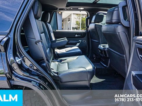 Used 2025 Toyota Sequoia Platinum AWD/4WD image 24