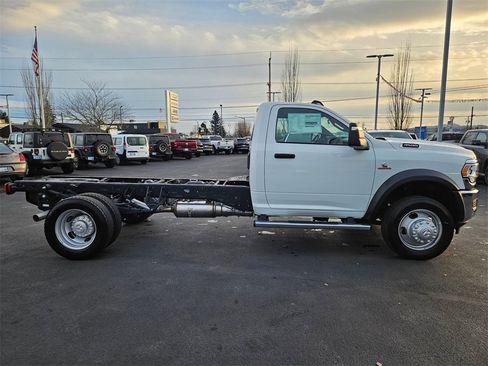 New 2024 RAM 4500 Tradesman image 7