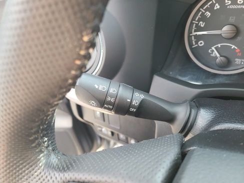 Used 2023 Toyota Tacoma TRD Off-Road image 23