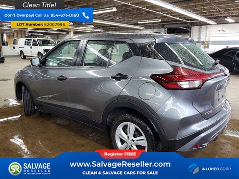 Used 2021 Nissan Kicks S FWD image 3