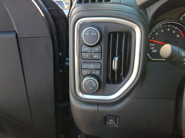 Used 2021 Chevrolet Silverado 1500 LT w/ Convenience Package II AWD/4WD image 40