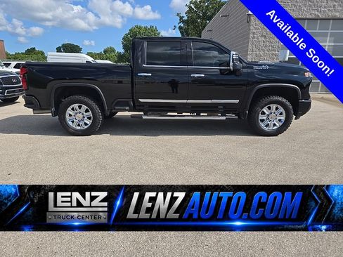 Used 2024 Chevrolet Silverado 3500 High Country w/ High Country Premium Package AWD/4WD image 1