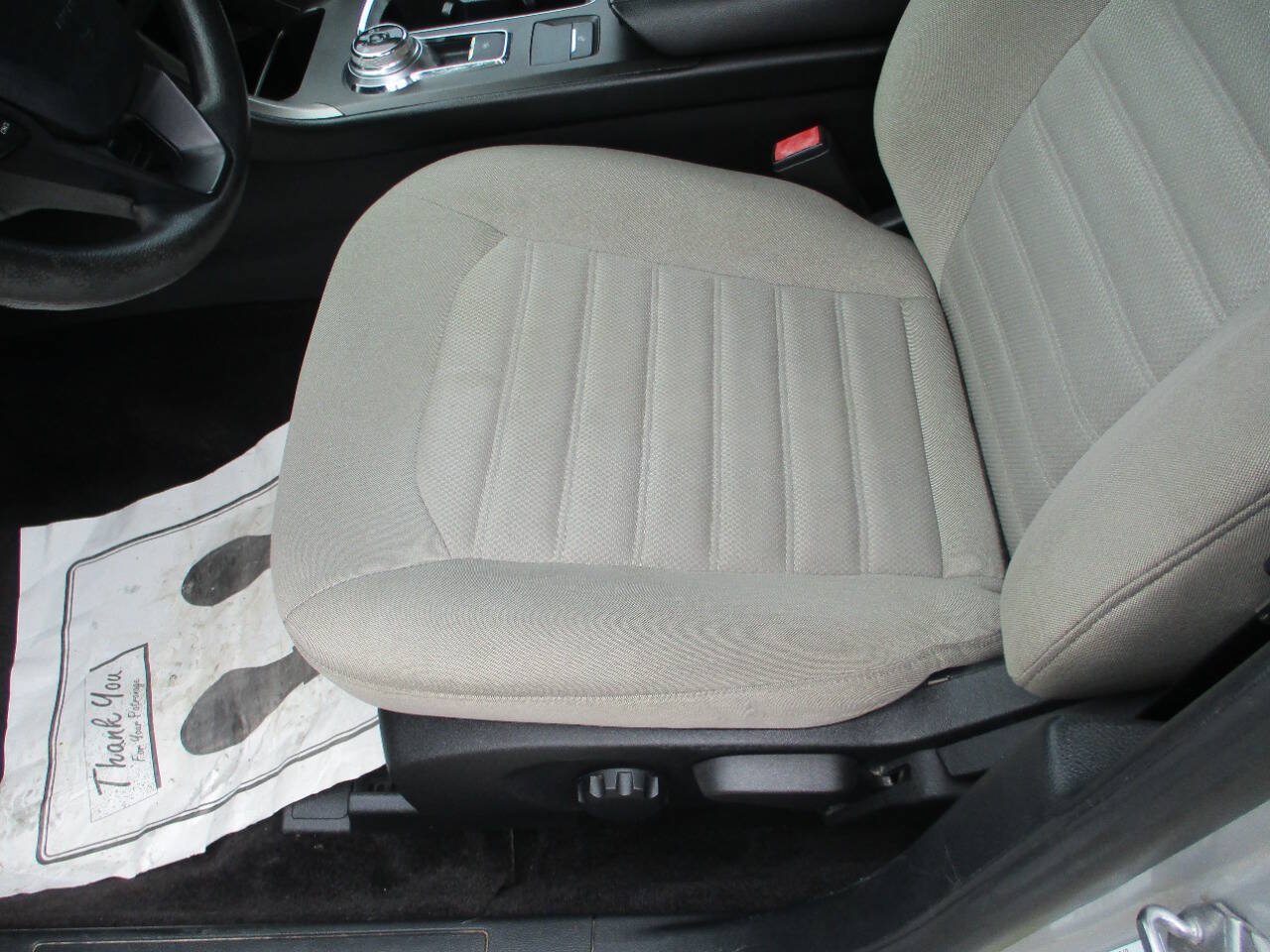 Used 2017 Ford Fusion S FWD image 5