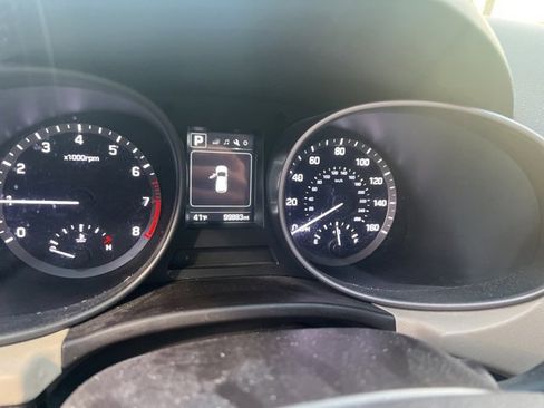 Used 2017 Hyundai Santa Fe Sport image 5