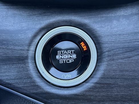 Used 2024 Jeep Grand Cherokee Limited 4xe image 13