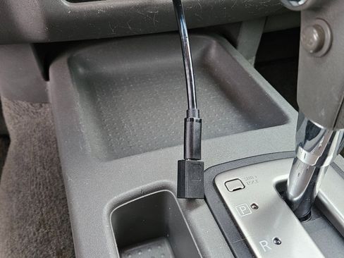 Used 2006 Nissan Frontier SE w/ (P01) Power Pkg image 26