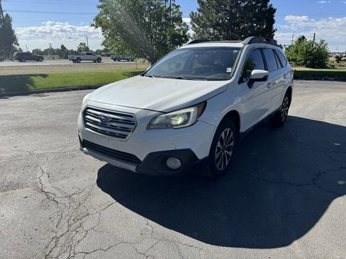 Used 2017 Subaru Outback 3.6R Limited AWD/4WD image 10