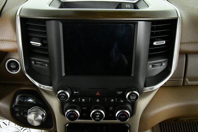 Used 2021 RAM 1500 Laramie AWD/4WD image 4