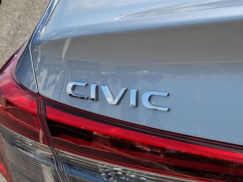 Used 2023 Honda Civic Sport image 30