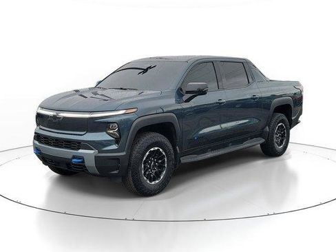 Used 2026 Chevrolet Silverado EV Trail Boss w/ Plus Package image 2