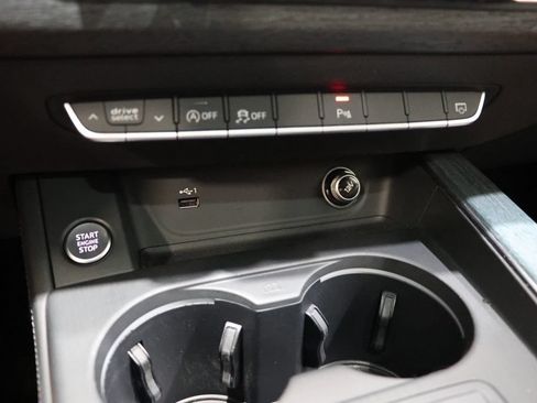 Used 2018 Audi A4 2.0T Prestige AWD/4WD image 31