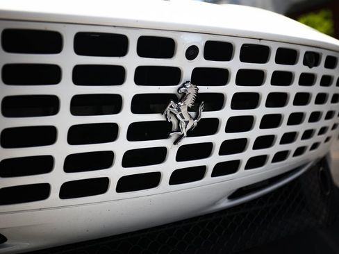 Certified 2023 Ferrari Roma RWD image 12