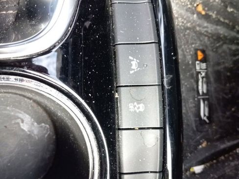 Used 2024 Buick Encore GX Avenir w/ Avenir Technology Package image 34