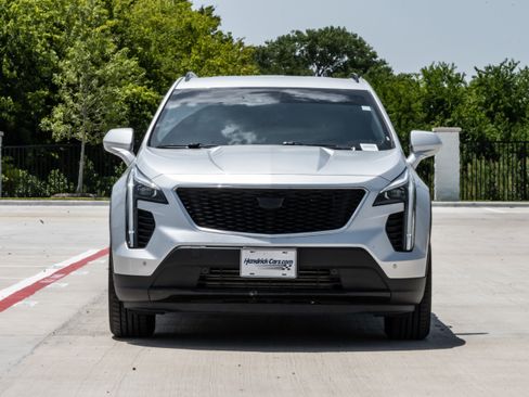 Used 2020 Cadillac XT4 Sport FWD image 3