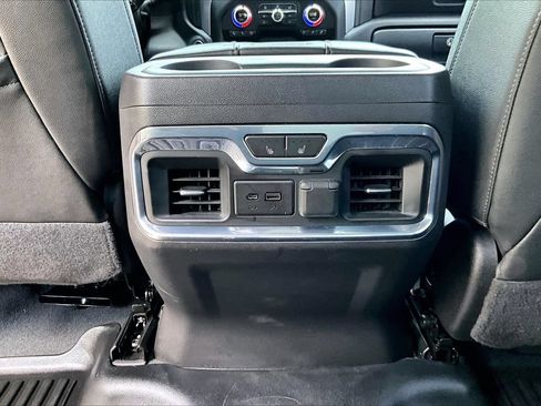 Used 2021 GMC Sierra 1500 SLT w/ SLT Premium Plus Package AWD/4WD image 17