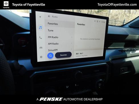 Used 2025 Toyota Tacoma TRD Off-Road w/ TRD Off Road Premium Package image 10