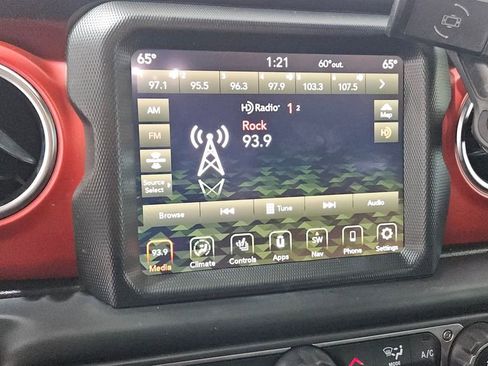 Used 2022 Jeep Gladiator Rubicon w/ LED Lighting Group image 30