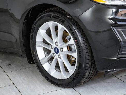 Used 2020 Ford Fusion SE image 55