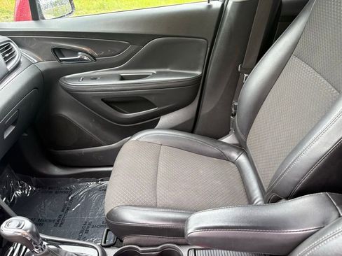 Used 2019 Buick Encore Sport Touring w/ Safety Package FWD image 15