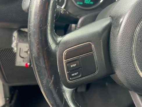 Used 2012 Jeep Wrangler Unlimited Sport AWD/4WD image 20
