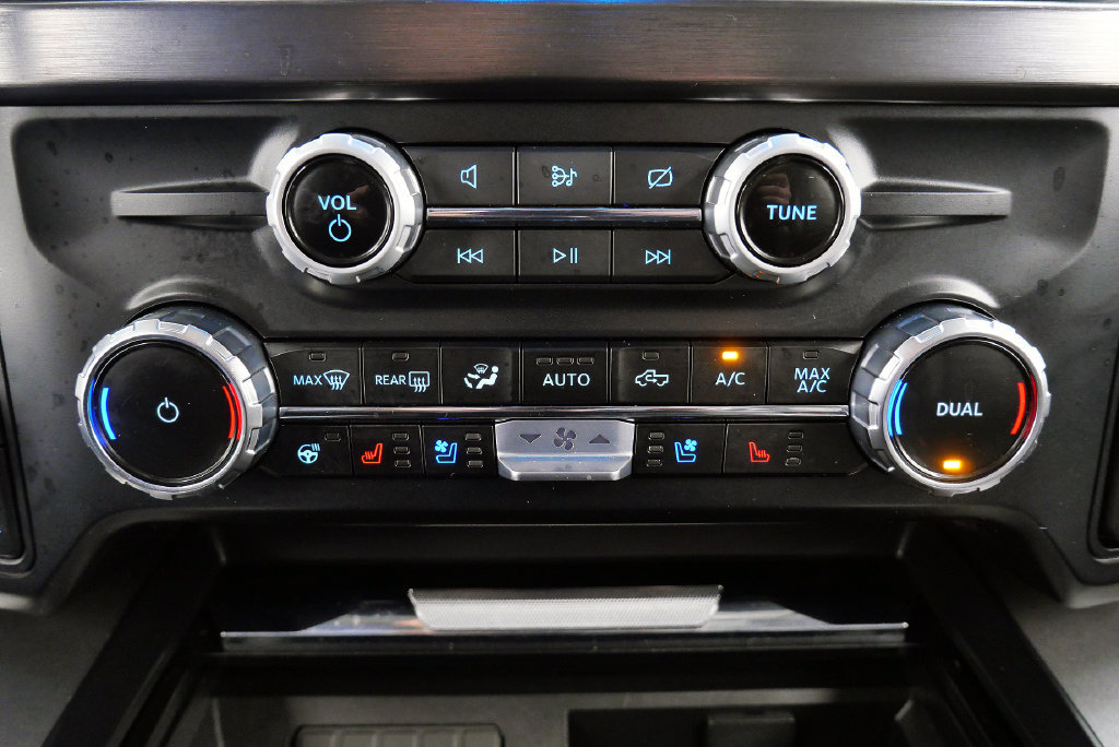 Used 2023 Ford F250 Lariat w/ Lariat Ultimate Package AWD/4WD image 36