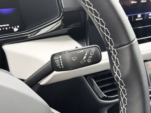 New 2026 Volkswagen Taos S FWD image 16