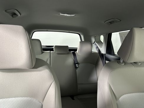 Used 2023 Kia Soul LX w/ LX Technology Package FWD image 11