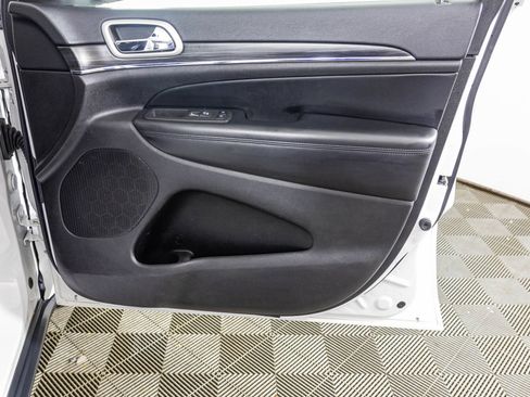 Used 2022 Jeep Grand Cherokee Limited AWD/4WD image 50