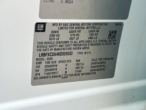 Used 2019 Buick Envision Essence FWD image 32