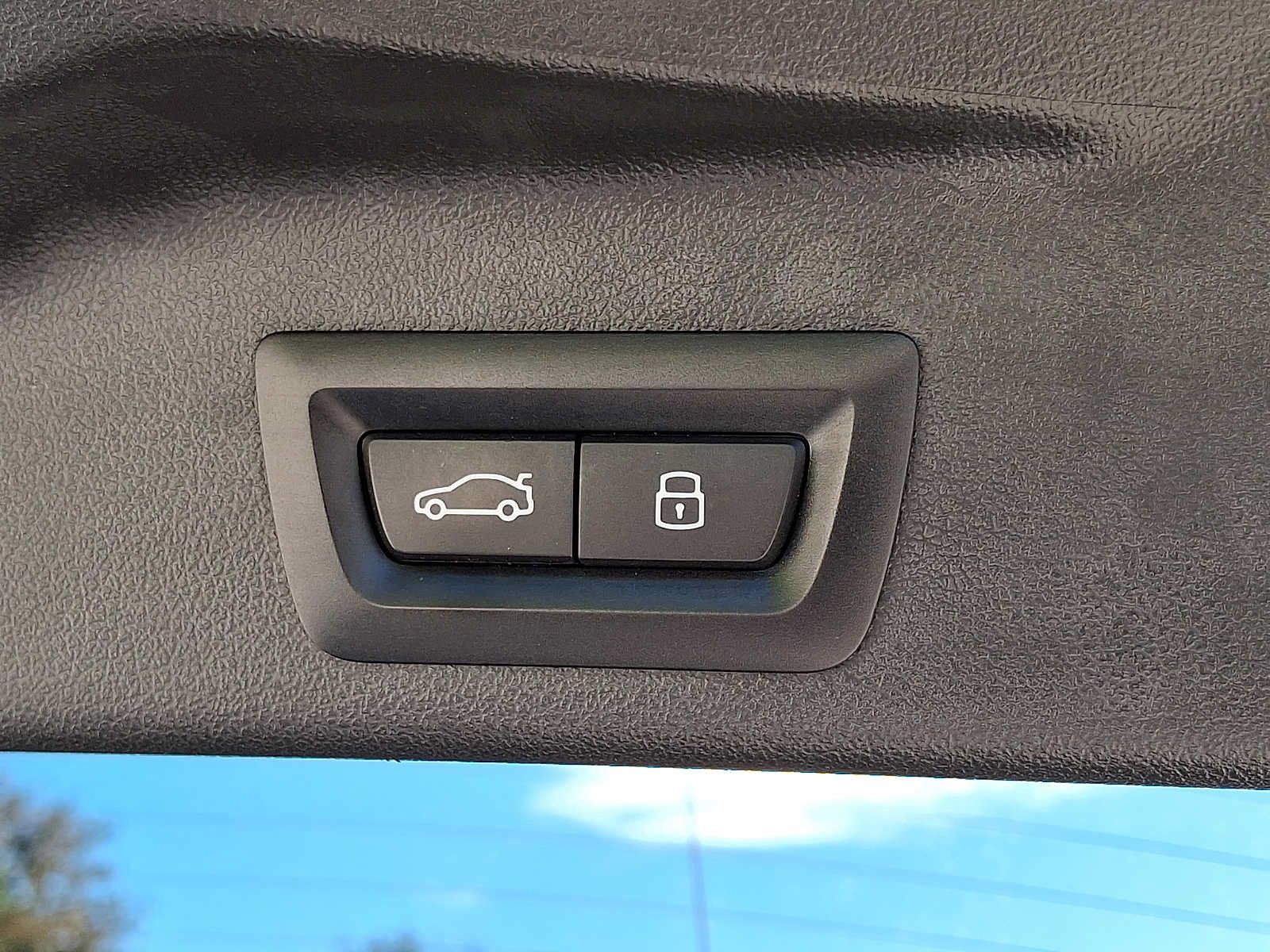 Used 2024 BMW X5 xDrive40i w/ Executive Package AWD/4WD image 31