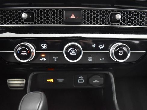 Used 2024 Honda Civic Sport image 11