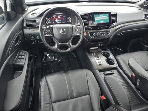 Certified 2022 Honda Passport TrailSport image 26