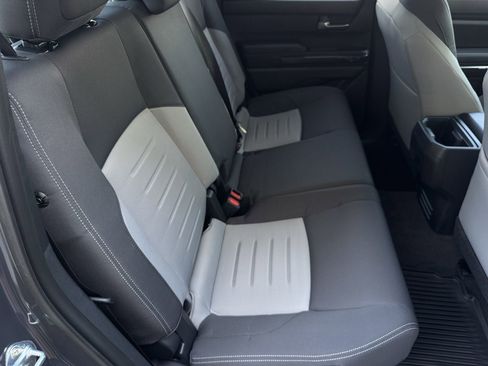 Used 2025 Toyota Tacoma TRD Sport image 20