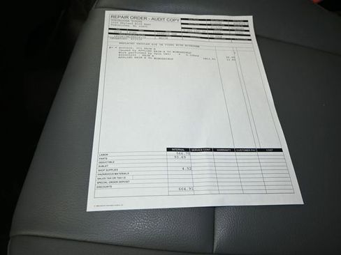 Used 2019 Ford Transit 250 130 Low Roof image 4