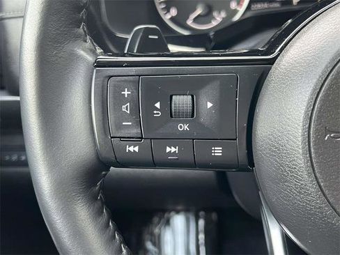 Certified 2024 Nissan Pathfinder SL image 23